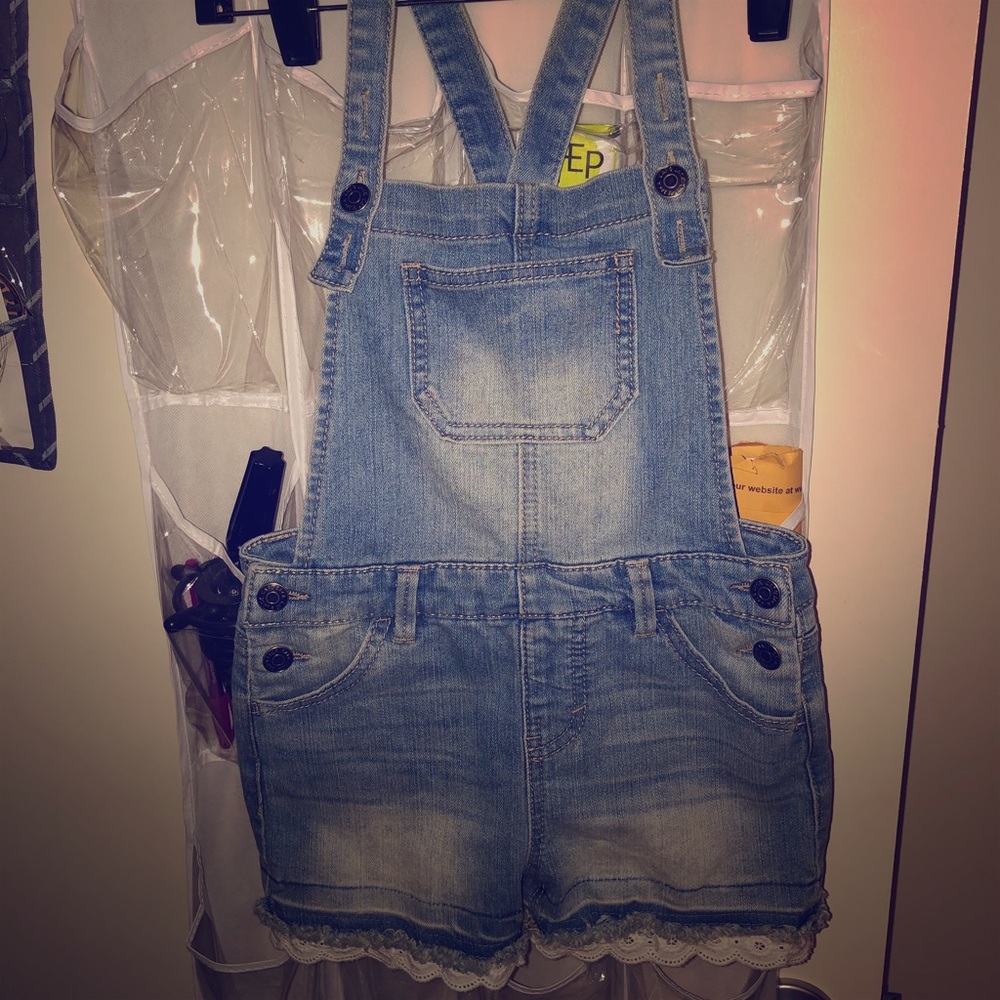 SOLD Girls Jumper